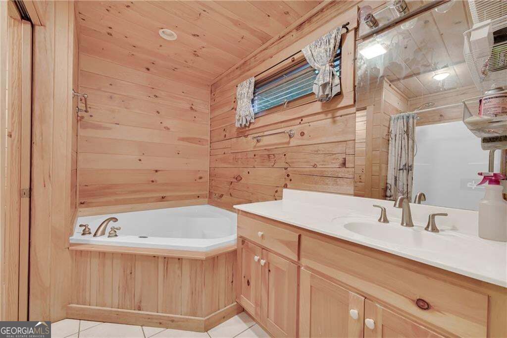 5427 Little River Circle Property Photo 9