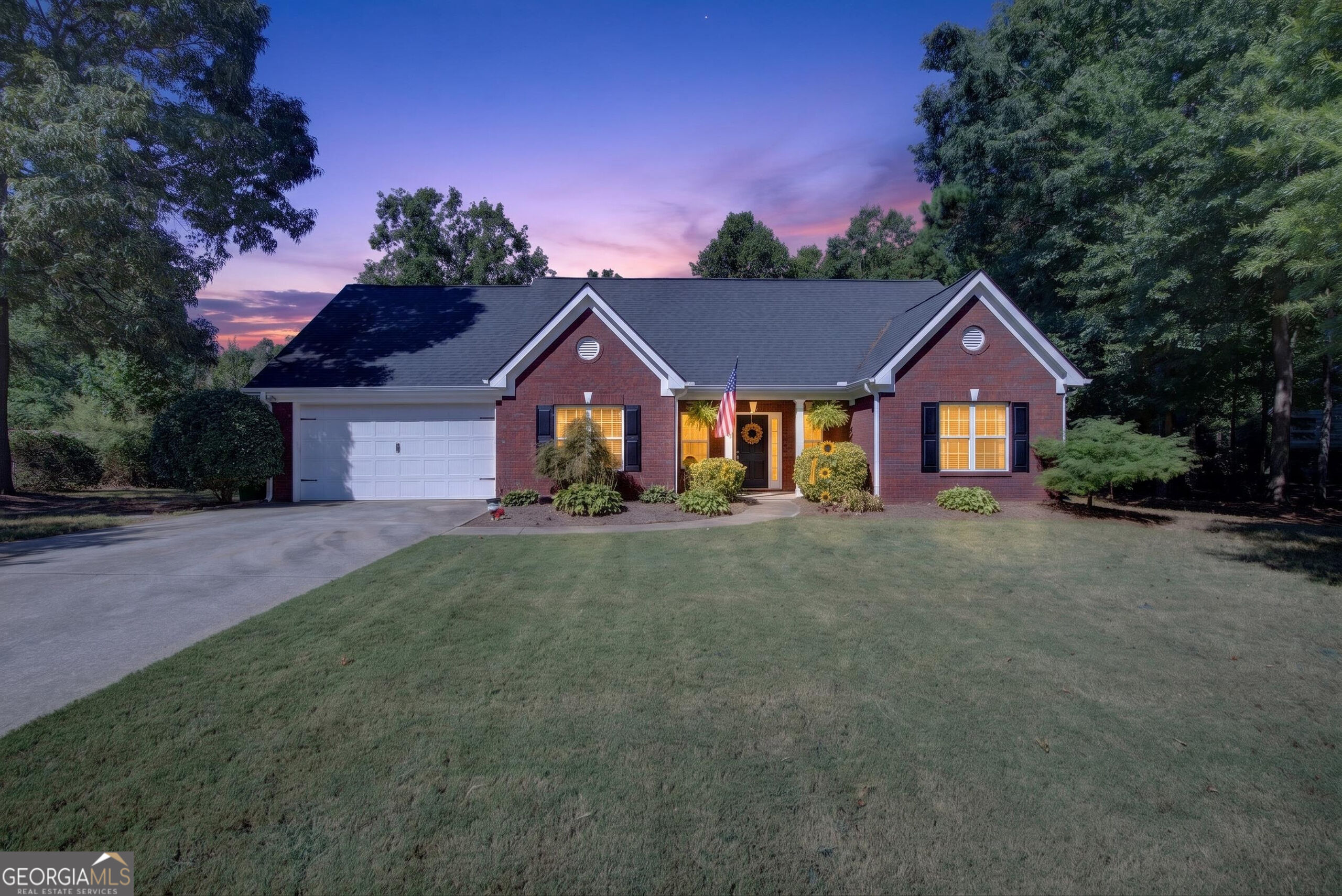 144 Feldspar Drive Property Photo 1