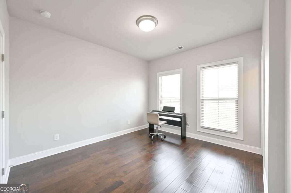 2177 Parkside Glen View Property Photo 10