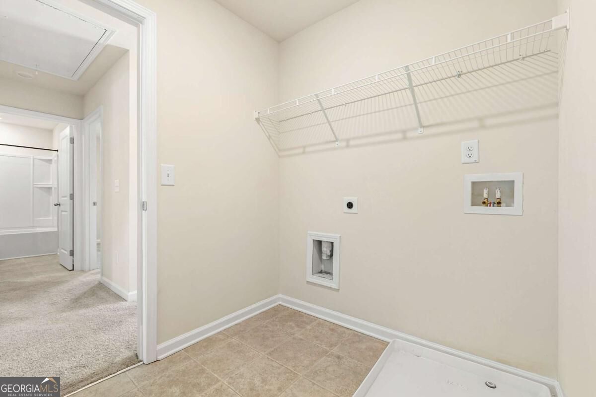 44 Pointe Place Property Photo 26