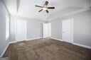 68 Crescent Commons Property Photo 13