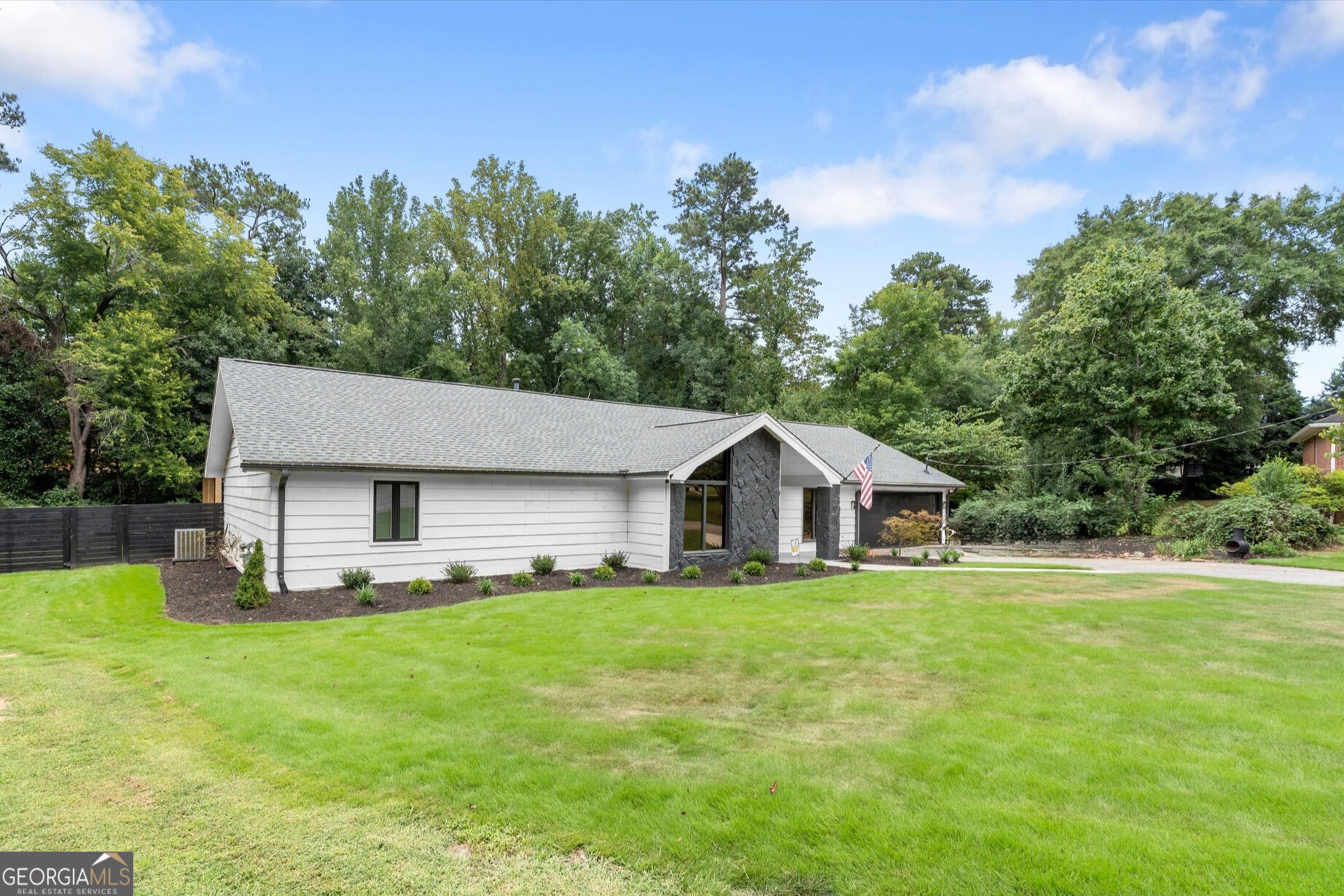 1300 Chipping Court Property Photo 2