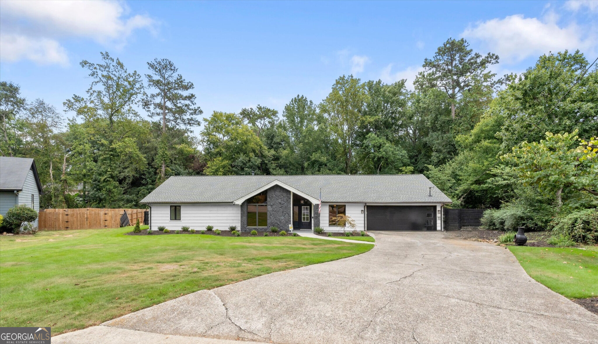 1300 Chipping Court Property Photo 3