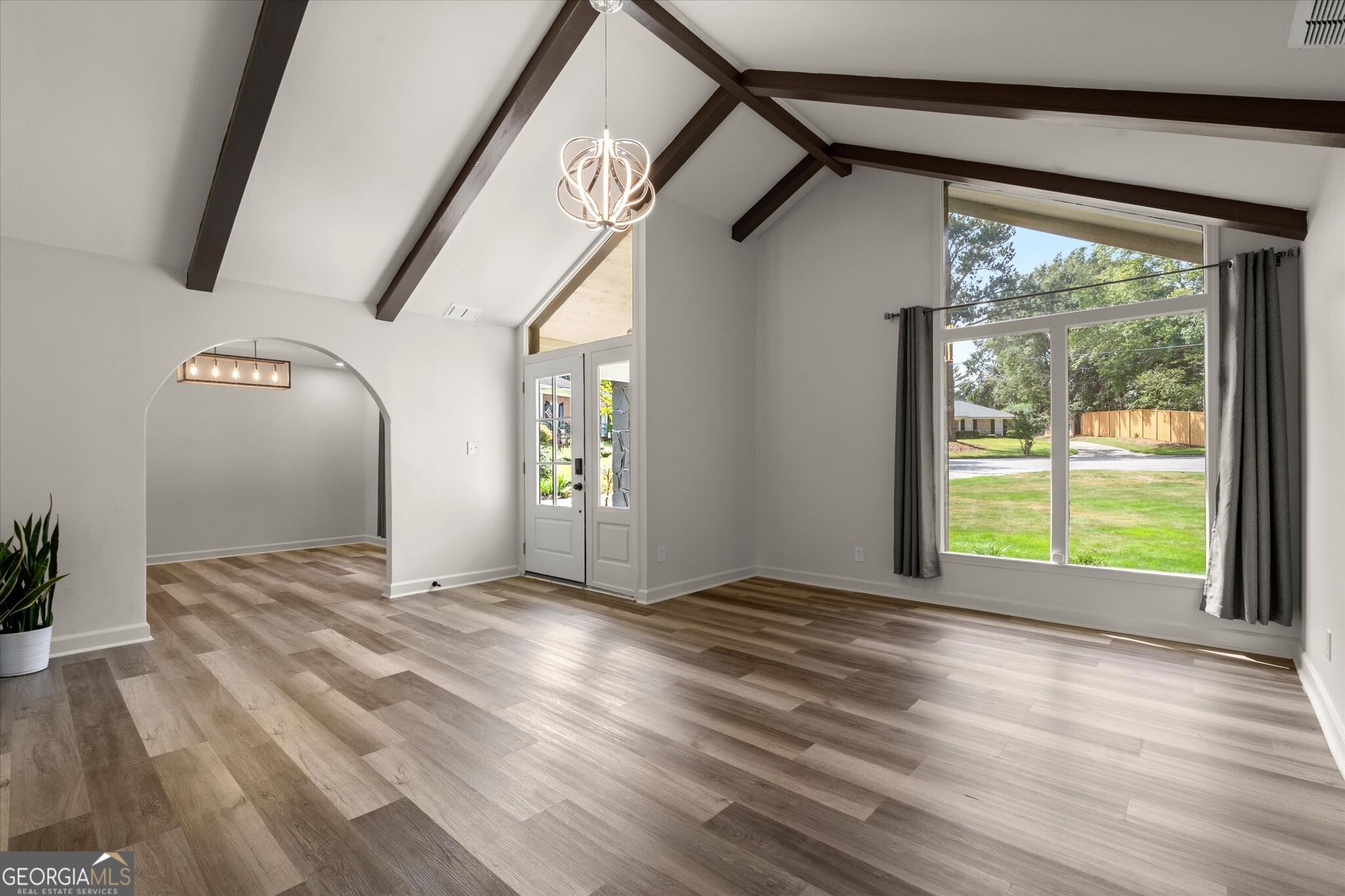 1300 Chipping Court Property Photo 7
