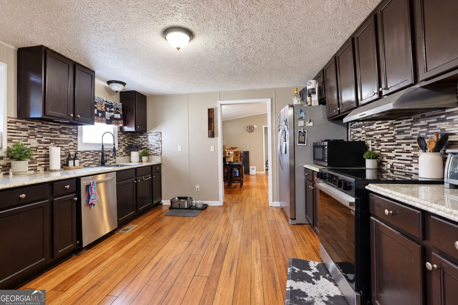 383 Jones Road Property Photo 13