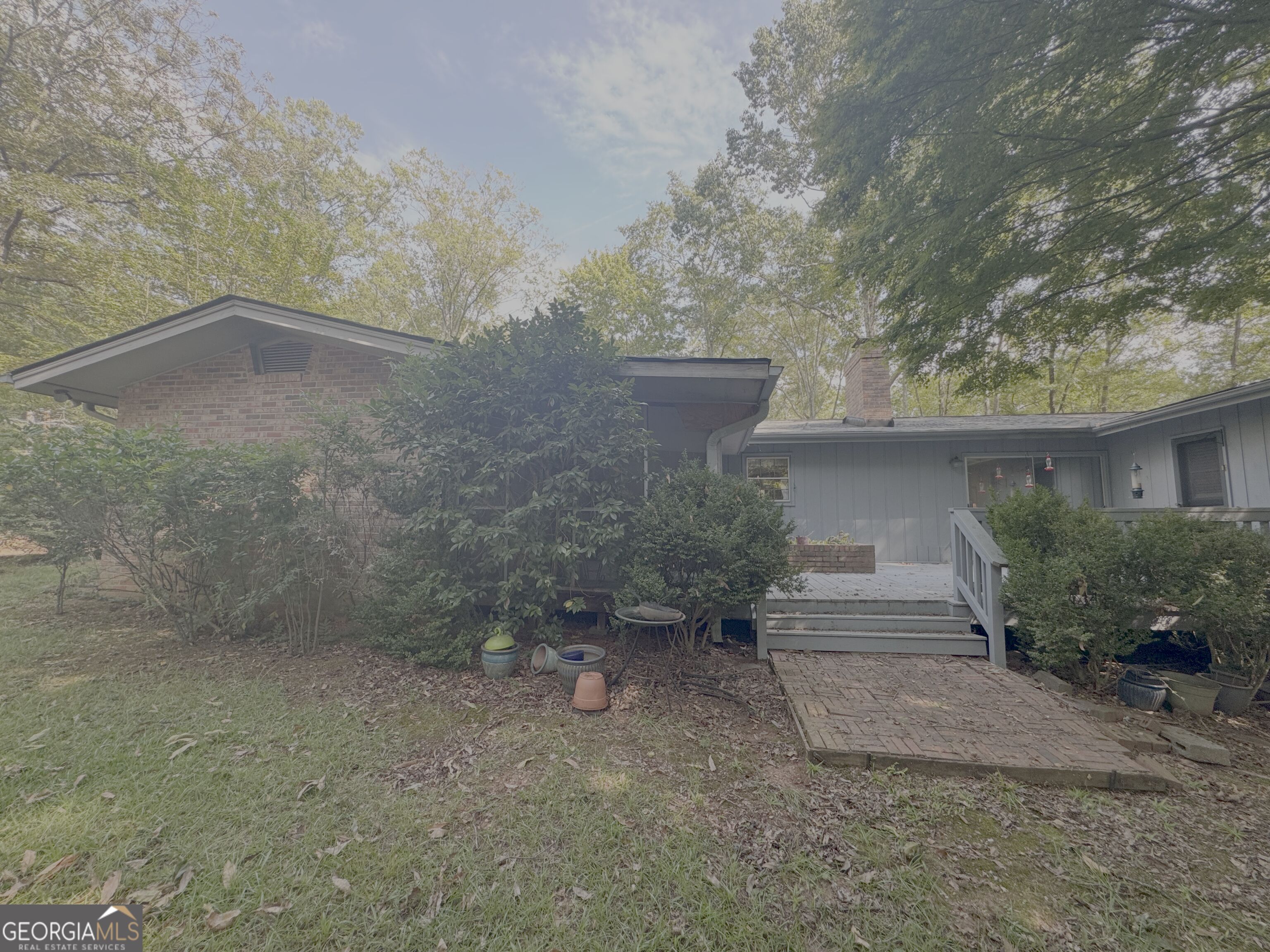 220 Rollingwood Drive Property Photo 3