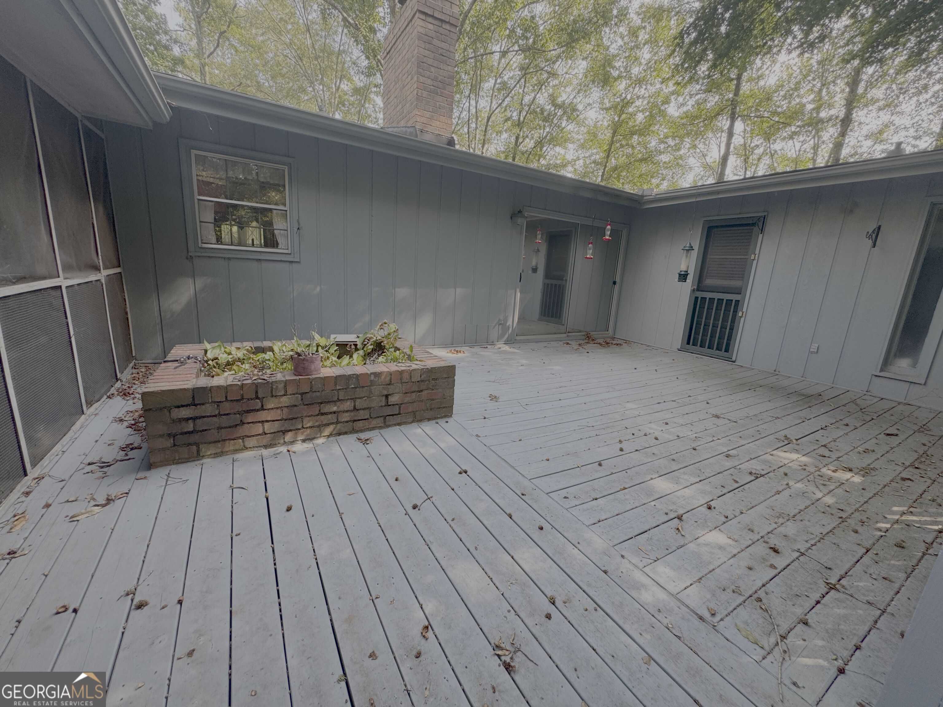 220 Rollingwood Drive Property Photo 5
