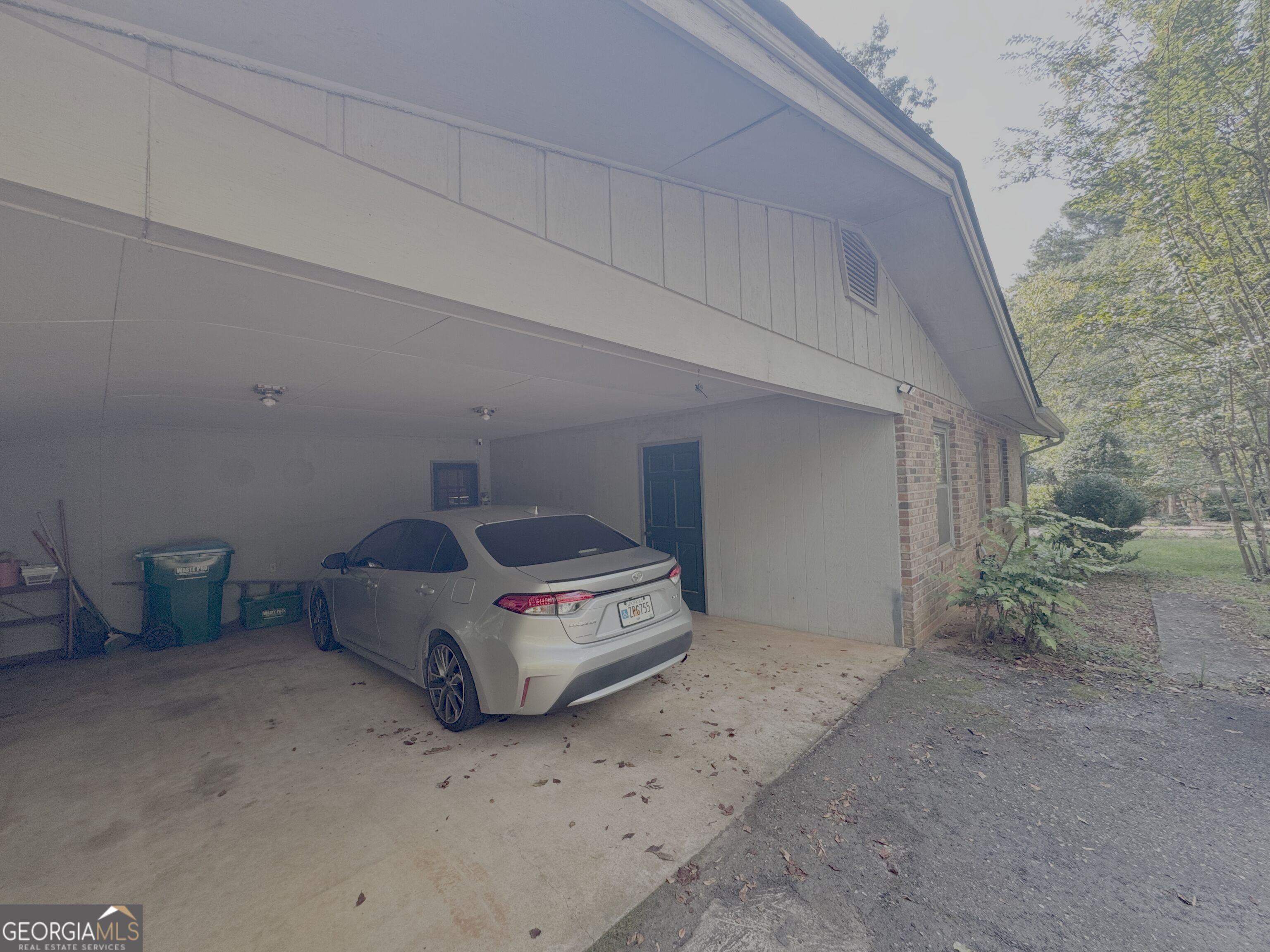 220 Rollingwood Drive Property Photo 6