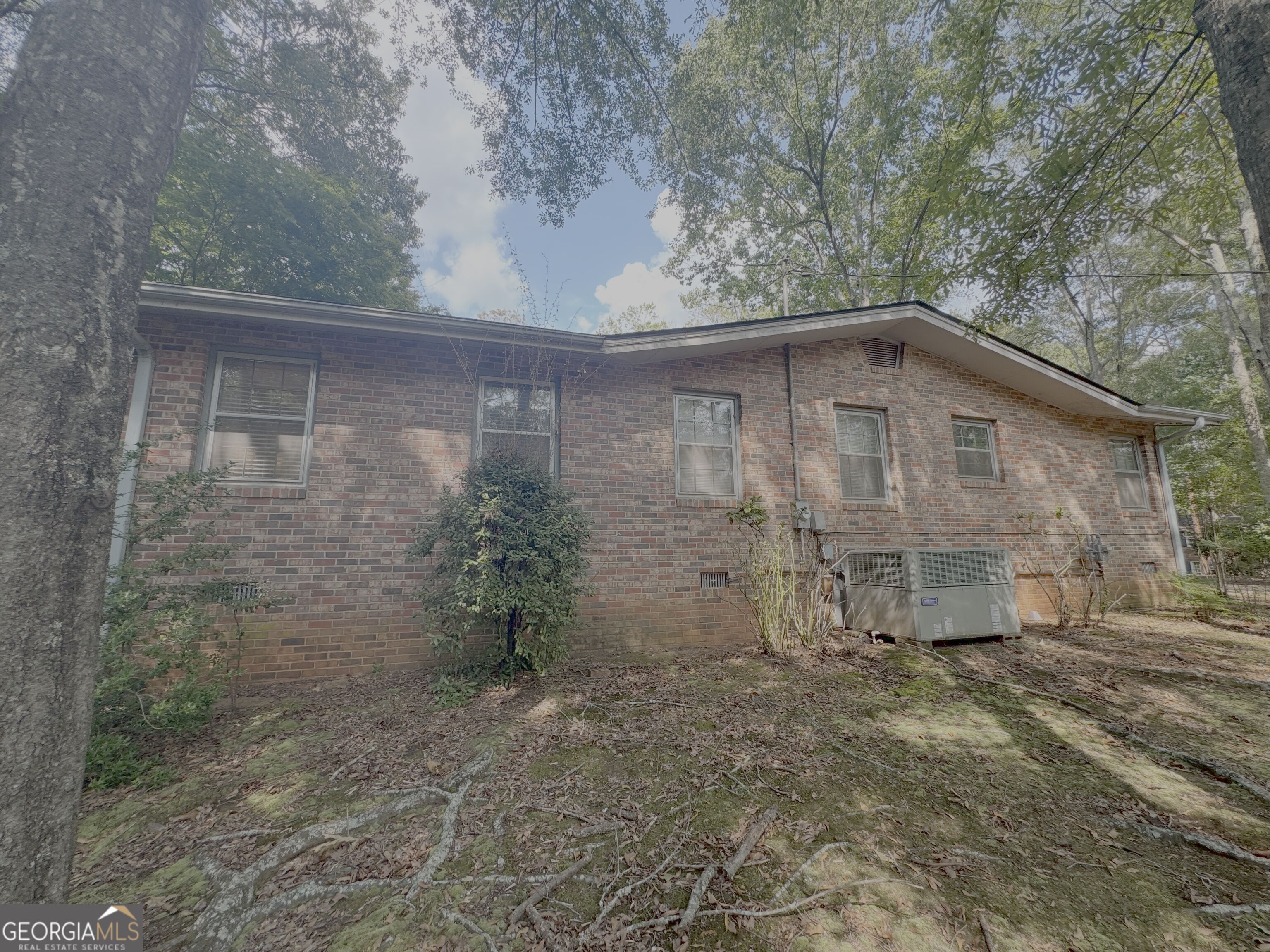 220 Rollingwood Drive Property Photo 7