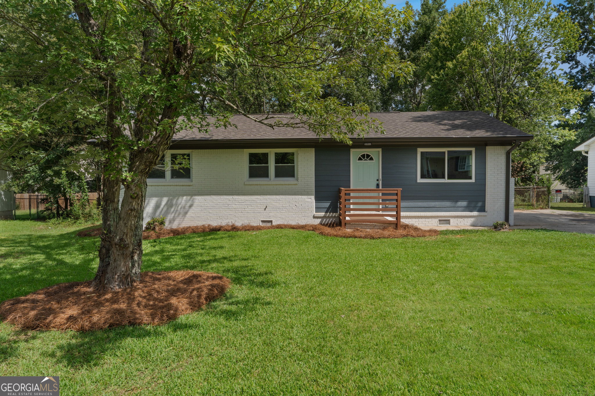 2718 Somerton Drive Property Photo 1