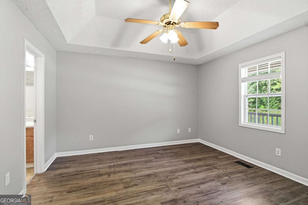 39 Spring Leaf Place Property Photo 12