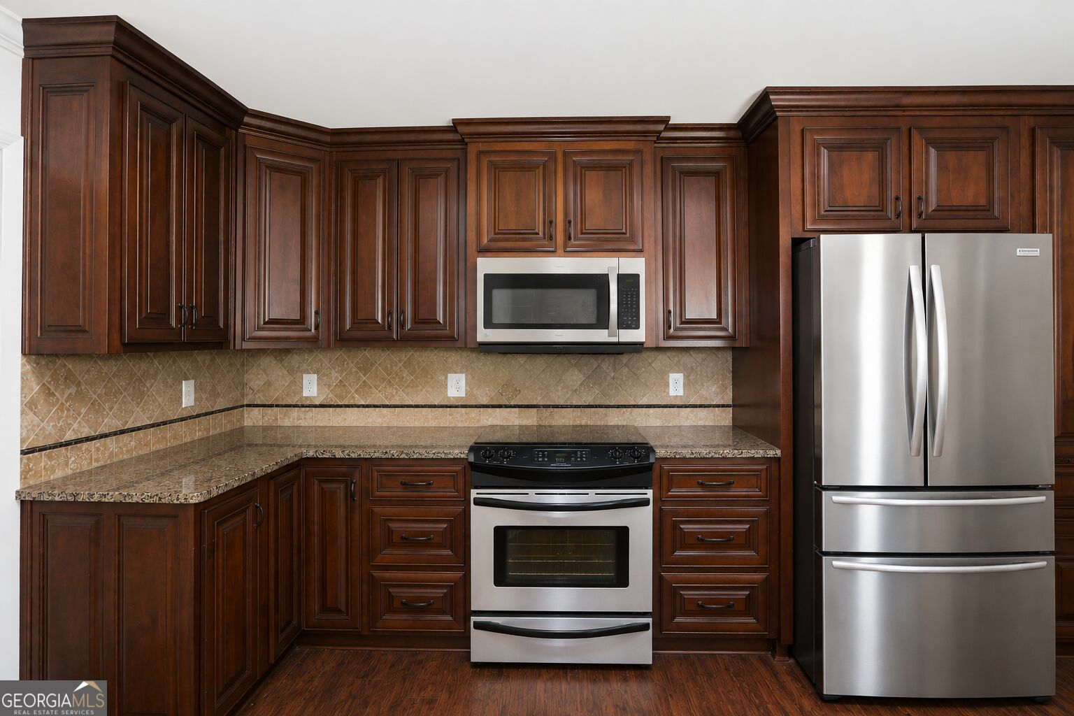 224 Windsor Drive Property Photo 14