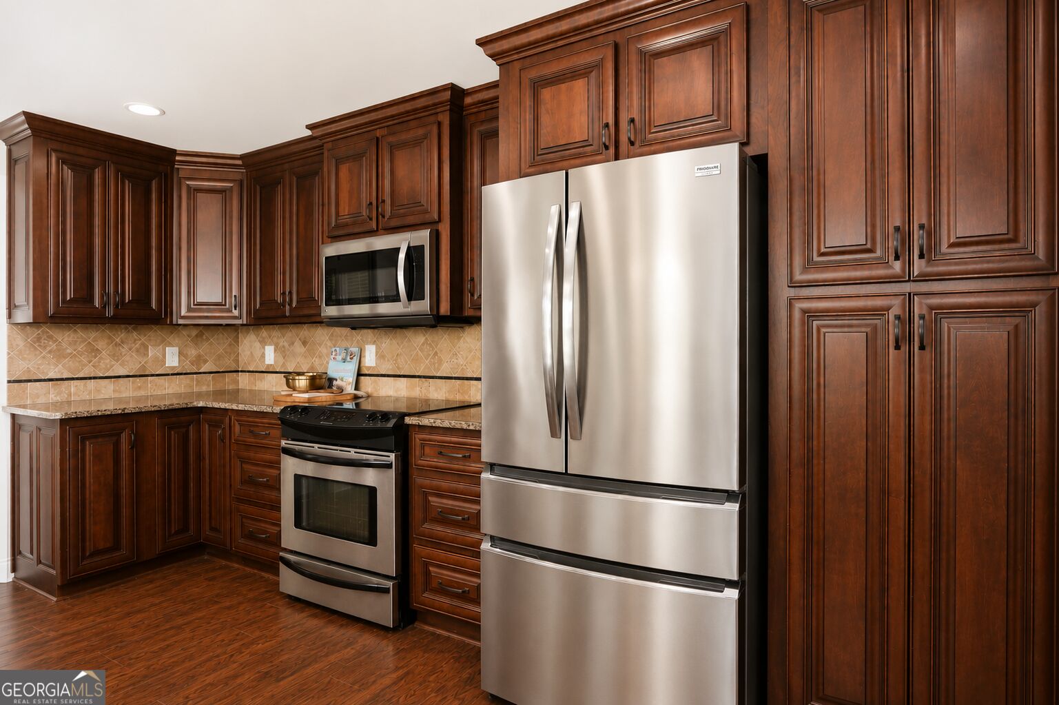 224 Windsor Drive Property Photo 17