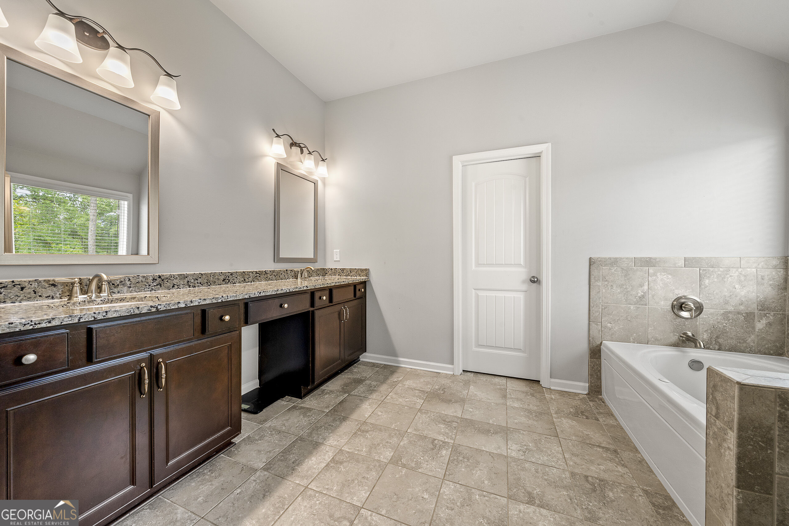 98 Houser Drive Property Photo 13