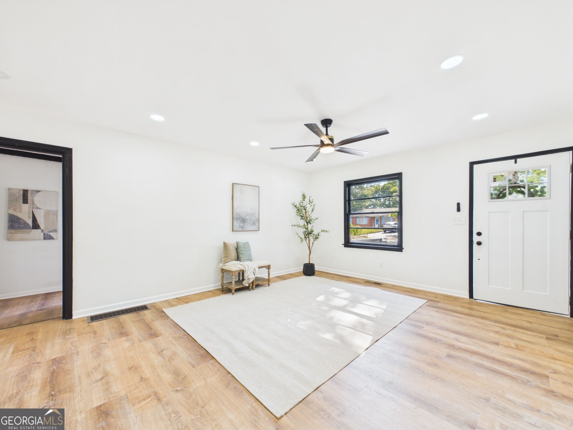 5060 Pinefield Drive Property Photo 6
