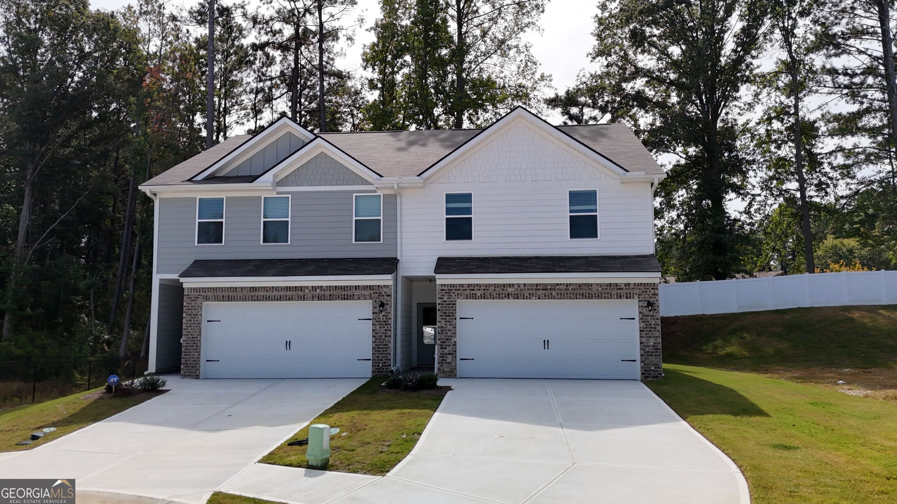 5455 Biltmore Drive Property Photo 1
