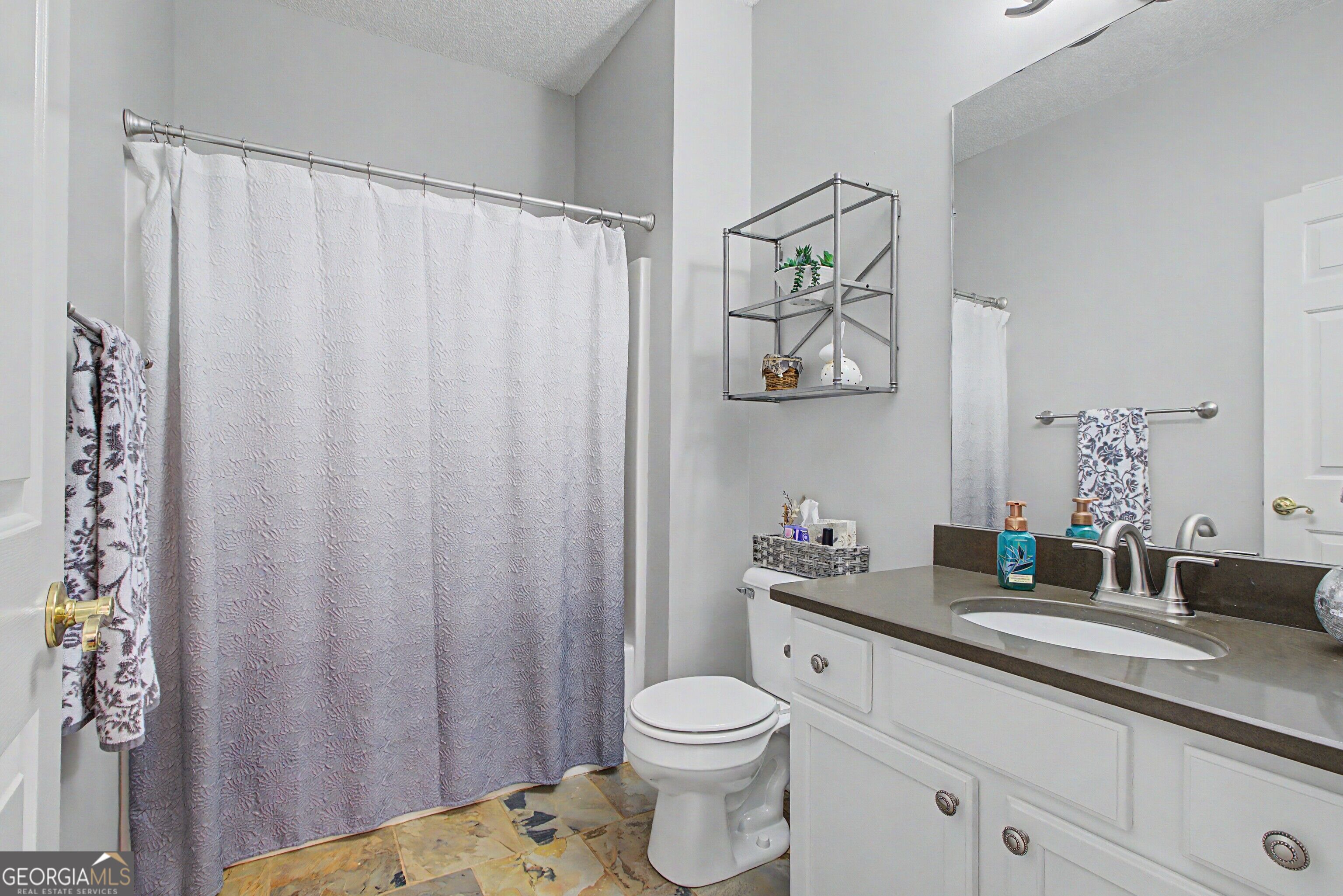 57 Garden Grove Property Photo 6