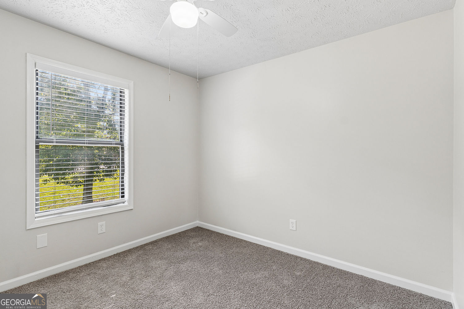 1015 Malibu Drive Property Photo 10