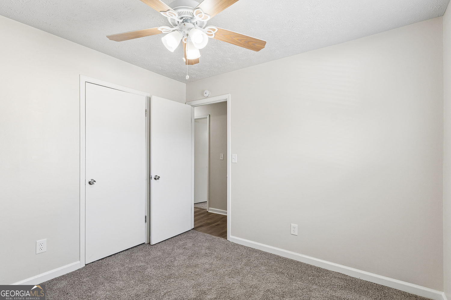 1015 Malibu Drive Property Photo 17