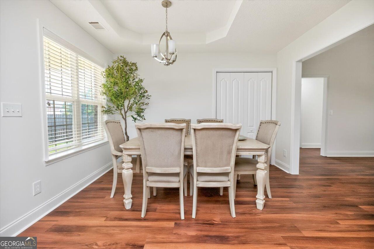 402 Sugarloaf Parkway Property Photo 14
