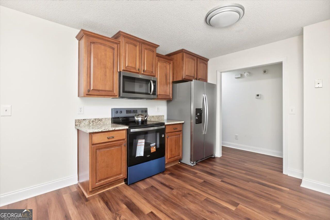 402 Sugarloaf Parkway Property Photo 16