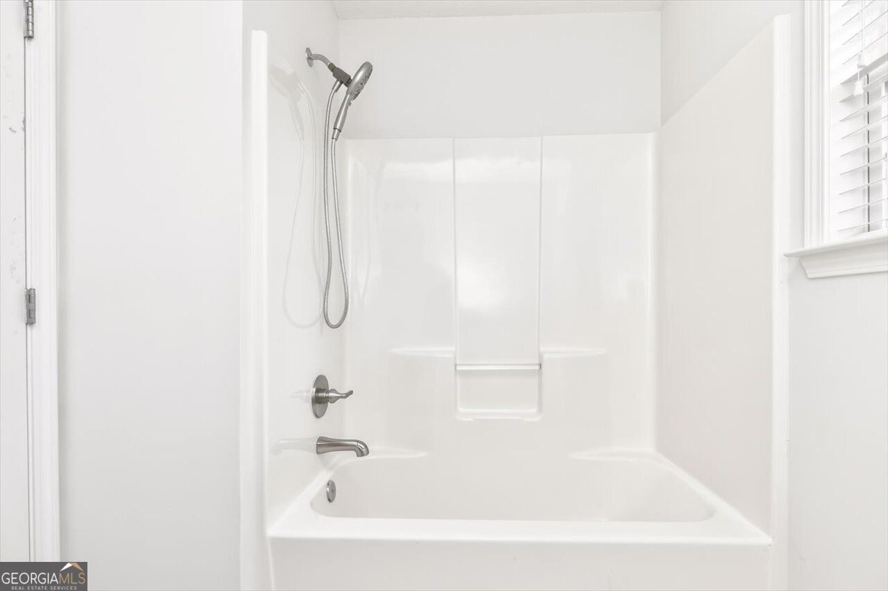 402 Sugarloaf Parkway Property Photo 37