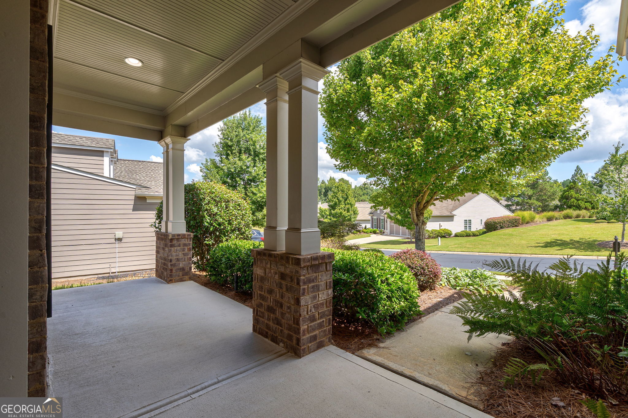 1031 Creekwood Place Property Photo 4