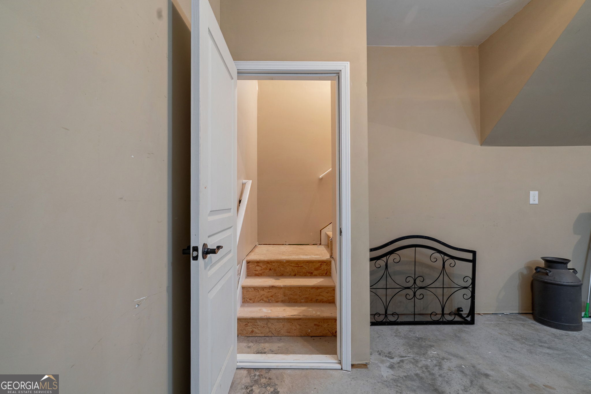 1031 Creekwood Place Property Photo 51