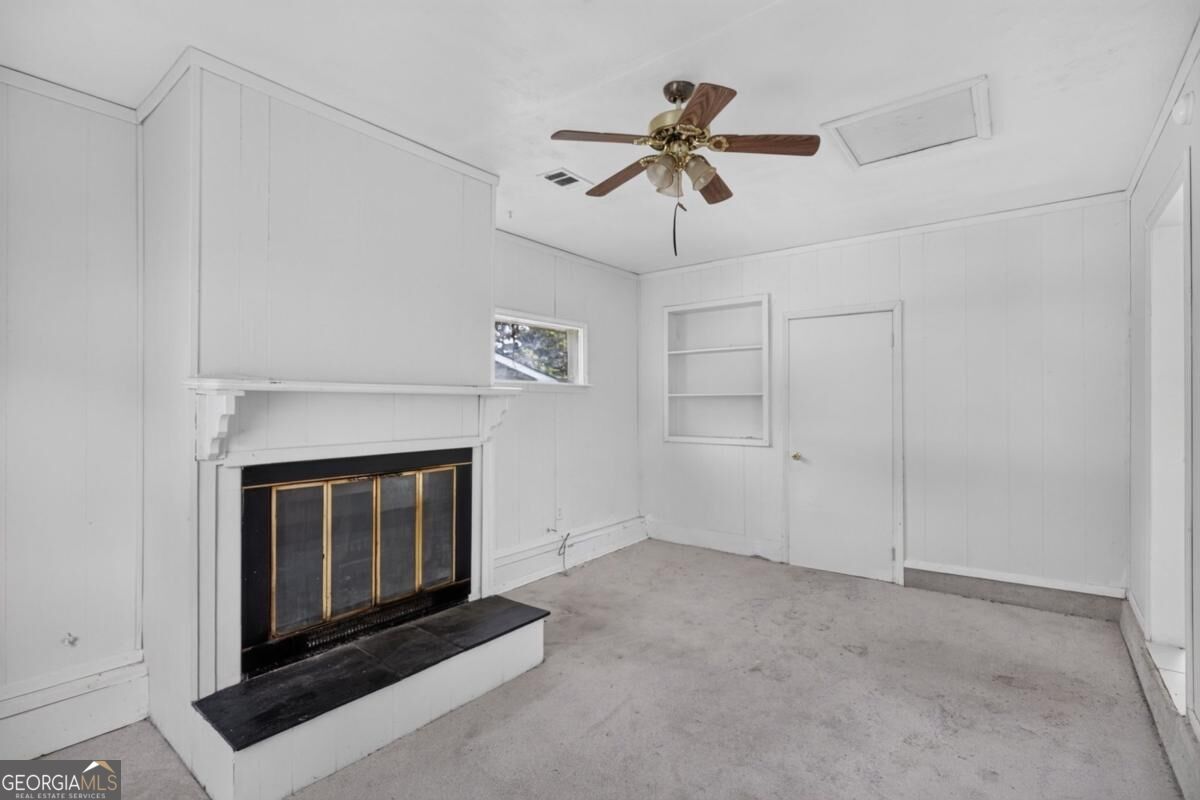 150 Woodcrest Way Property Photo 6