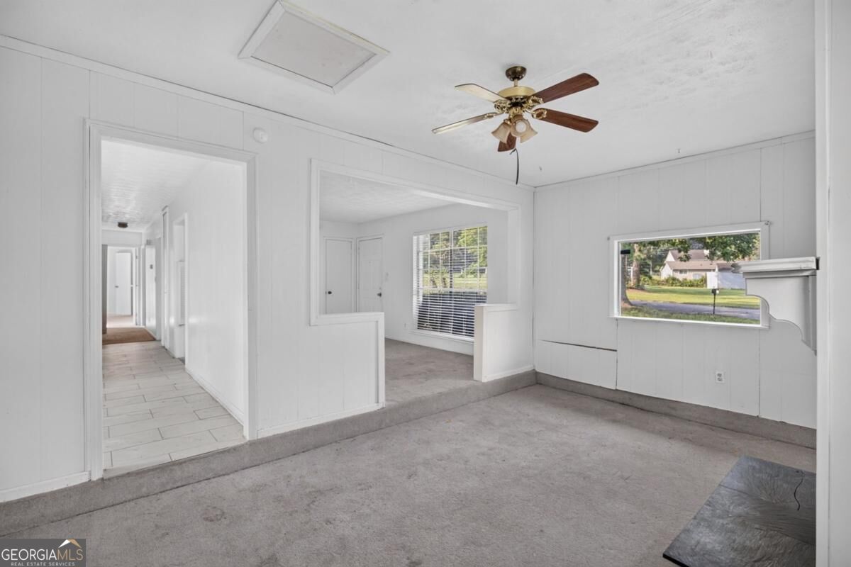 150 Woodcrest Way Property Photo 7