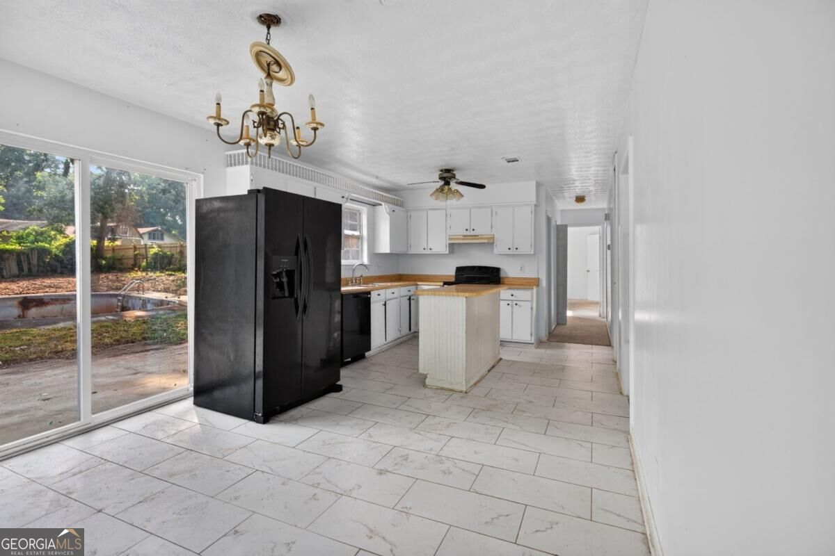 150 Woodcrest Way Property Photo 10