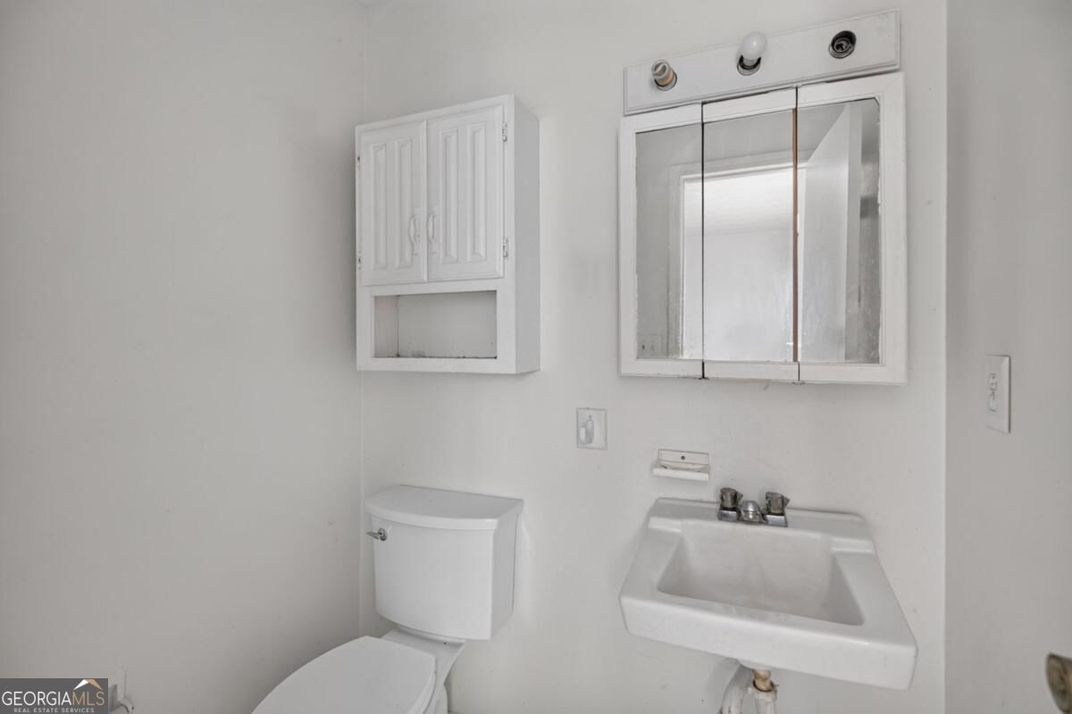150 Woodcrest Way Property Photo 16