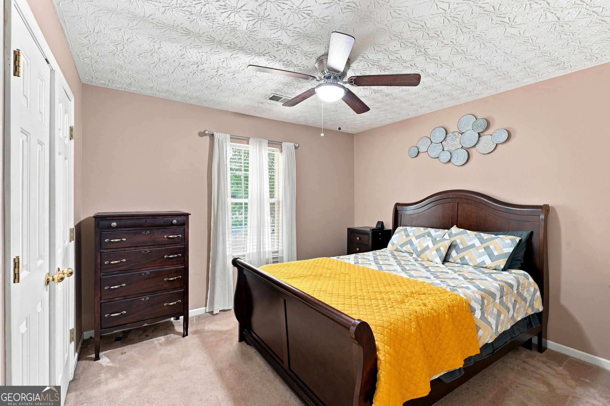 212 Vernon Walk Property Photo 14