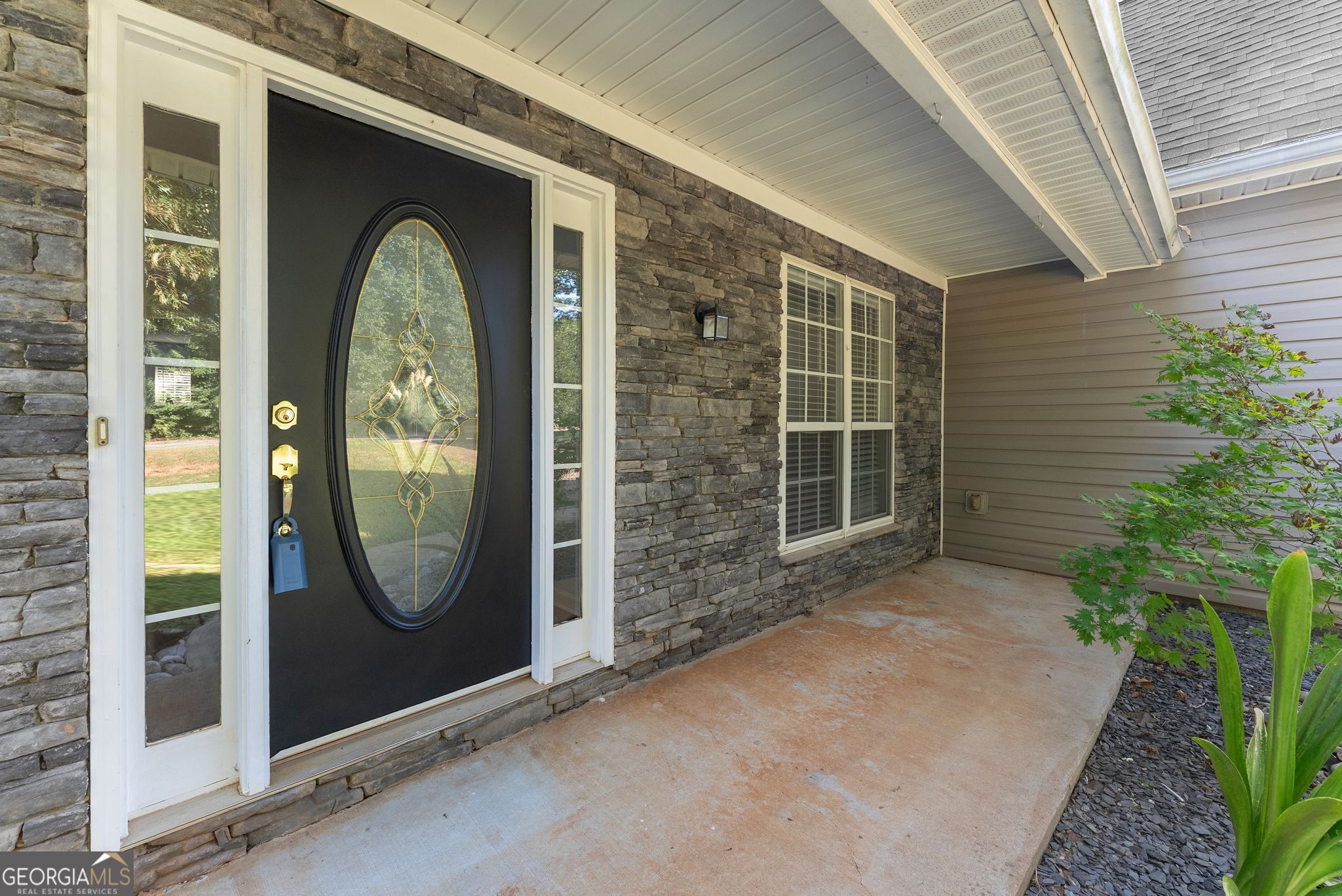 61 Hawthorne Drive Property Photo 4