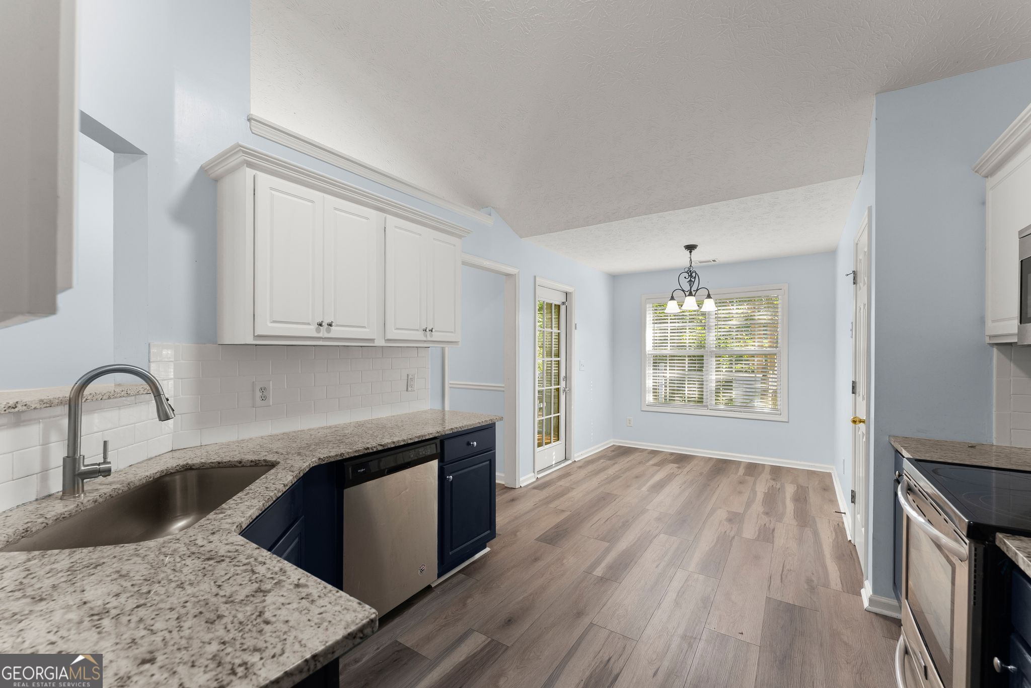 61 Hawthorne Drive Property Photo 12