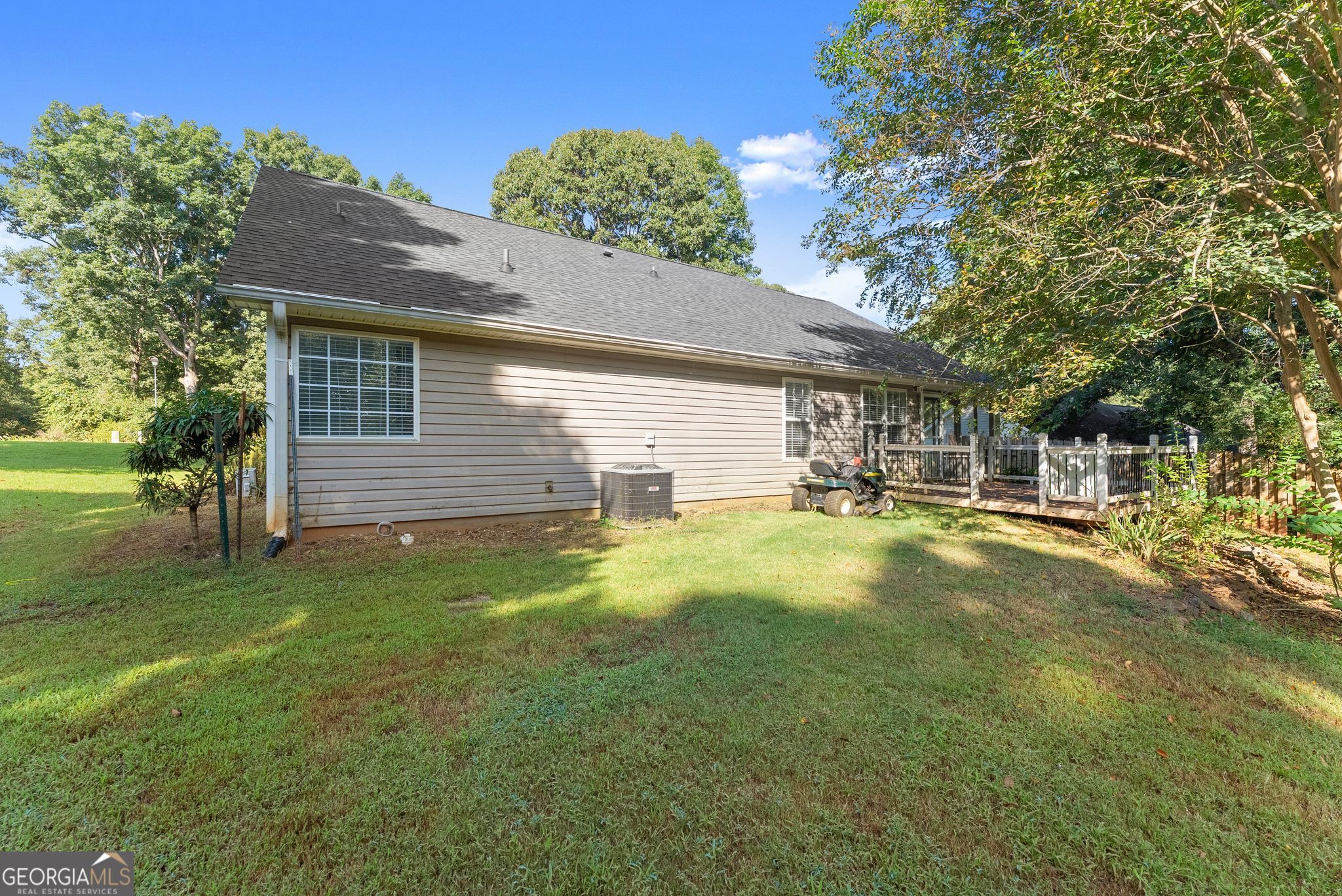 61 Hawthorne Drive Property Photo 39