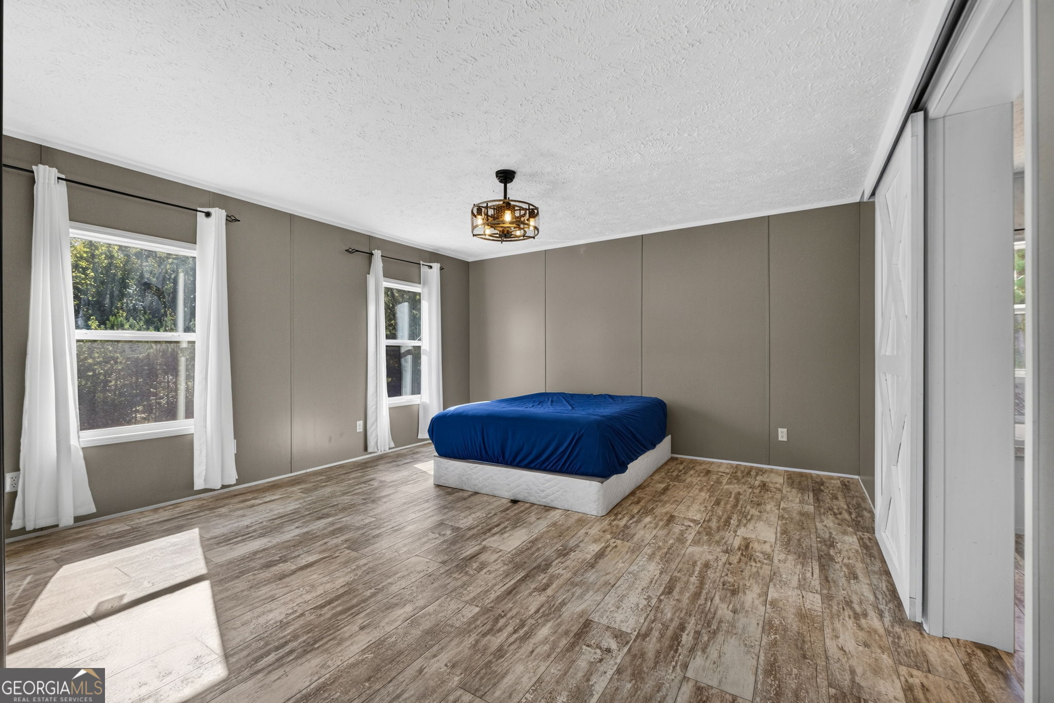 1750 Oakland Road Property Photo 11