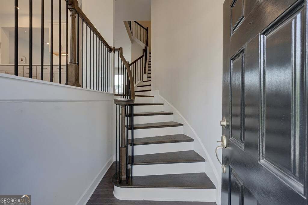 327 Hudson Way Property Photo 2