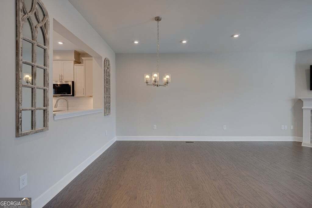 327 Hudson Way Property Photo 9