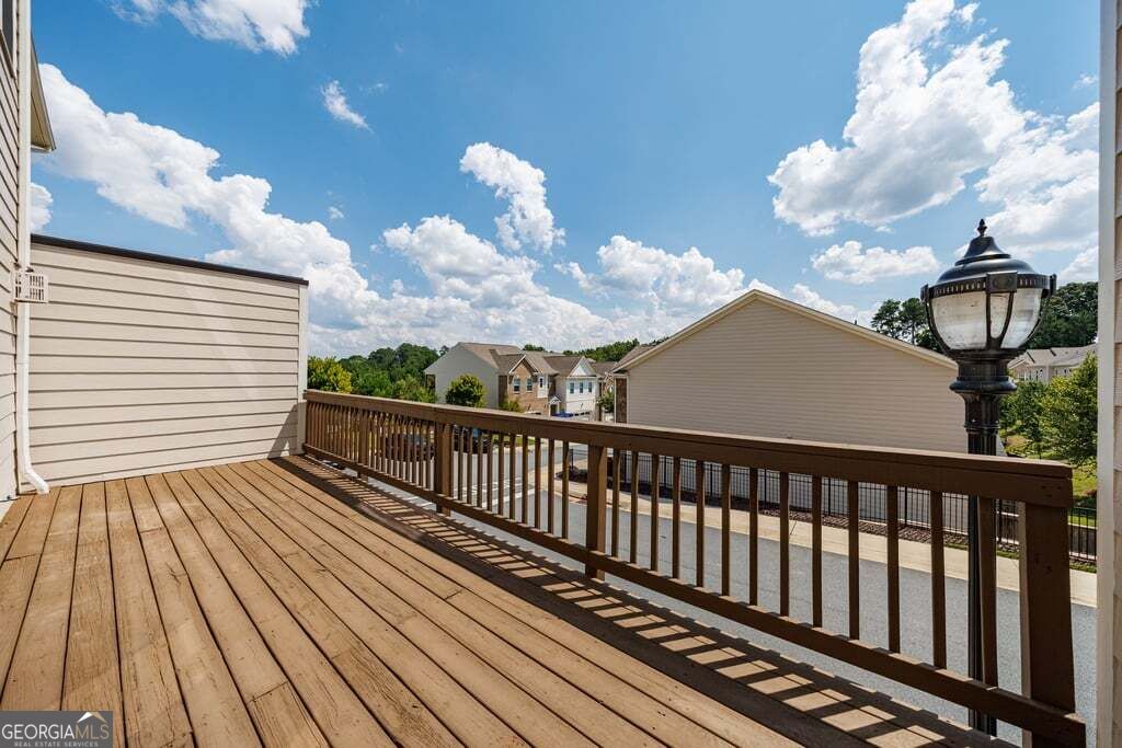 327 Hudson Way Property Photo 10