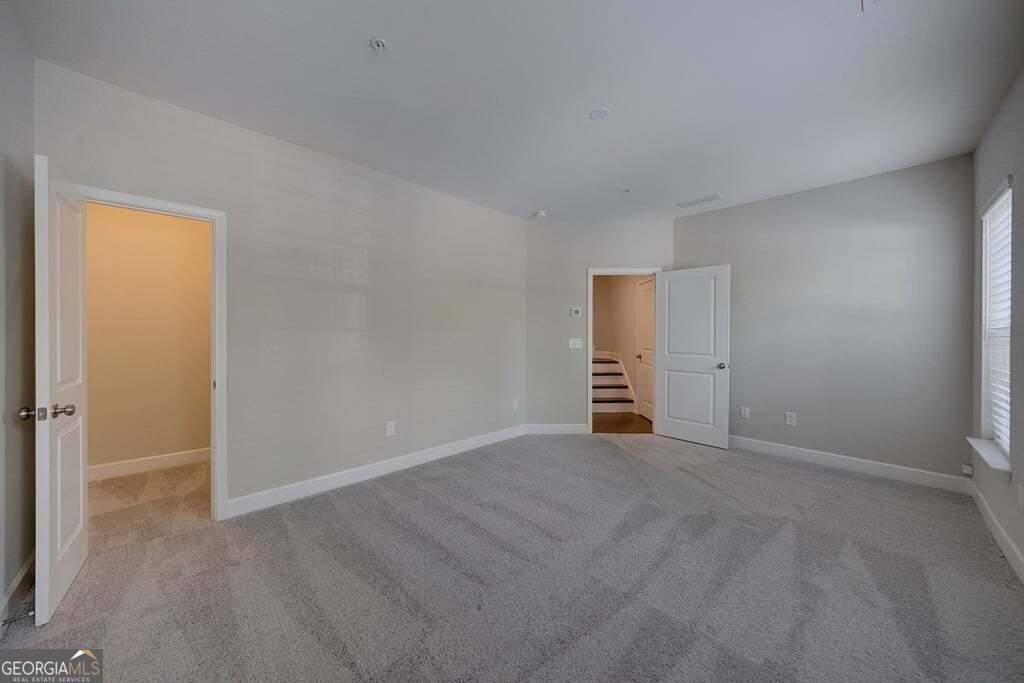327 Hudson Way Property Photo 24