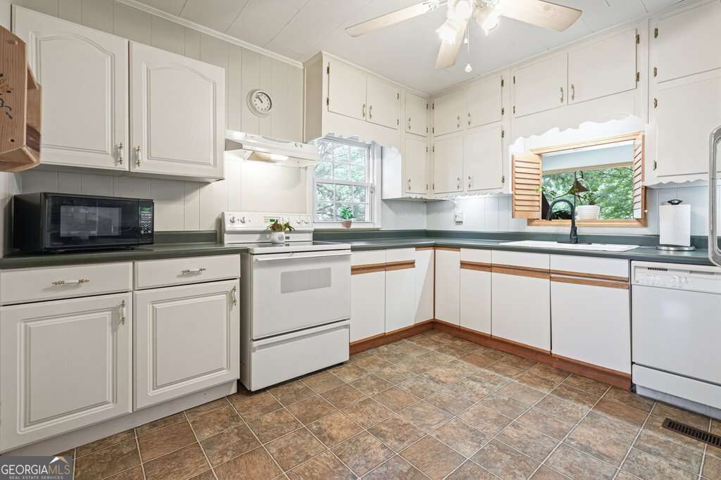 1165 Bartow Street Property Photo 21