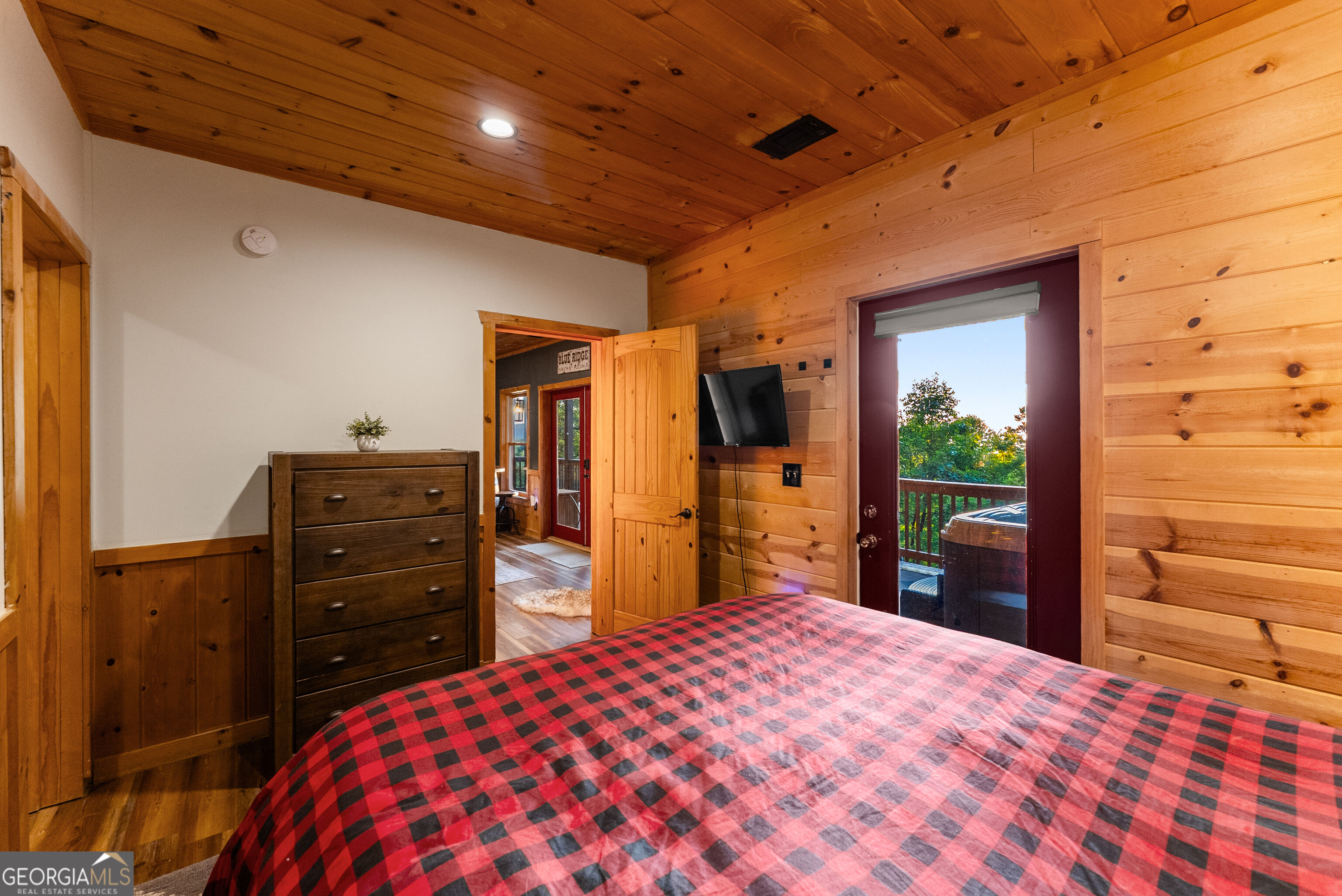 144 Point Of View Road Property Photo 43