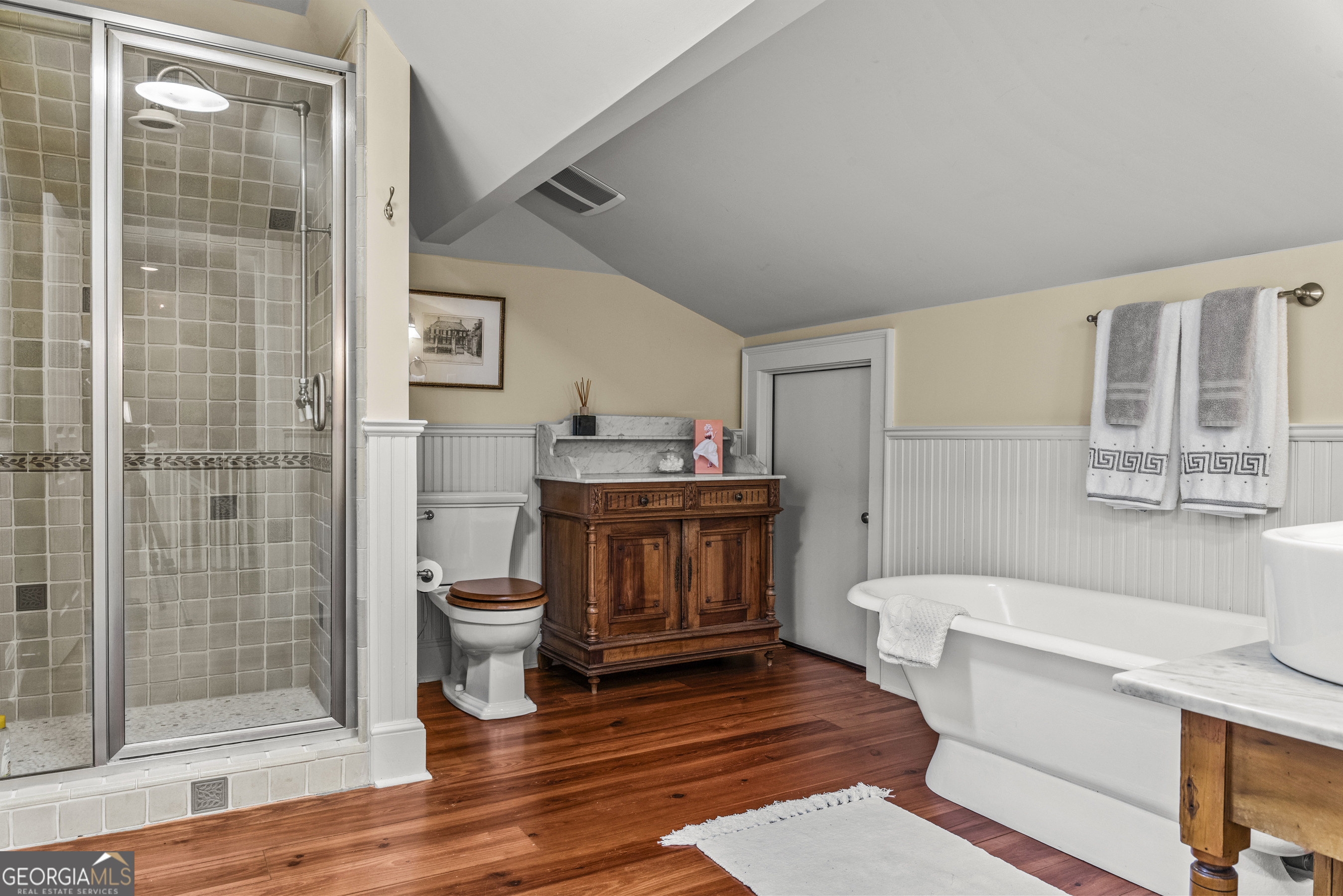 358 Pine Street Property Photo 29