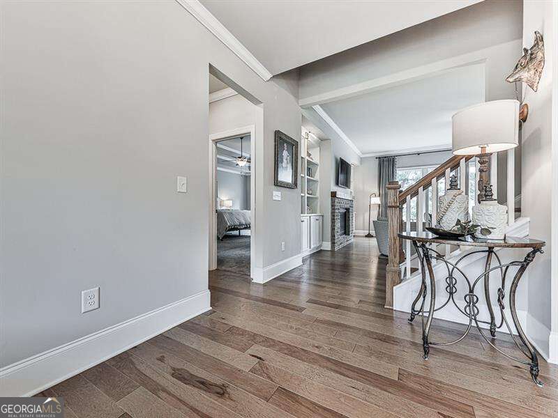266 Fountain Oak Way Property Photo 3