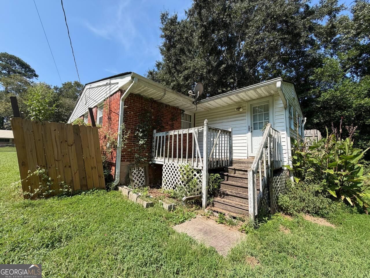 7344 Howard Circle Property Photo 4