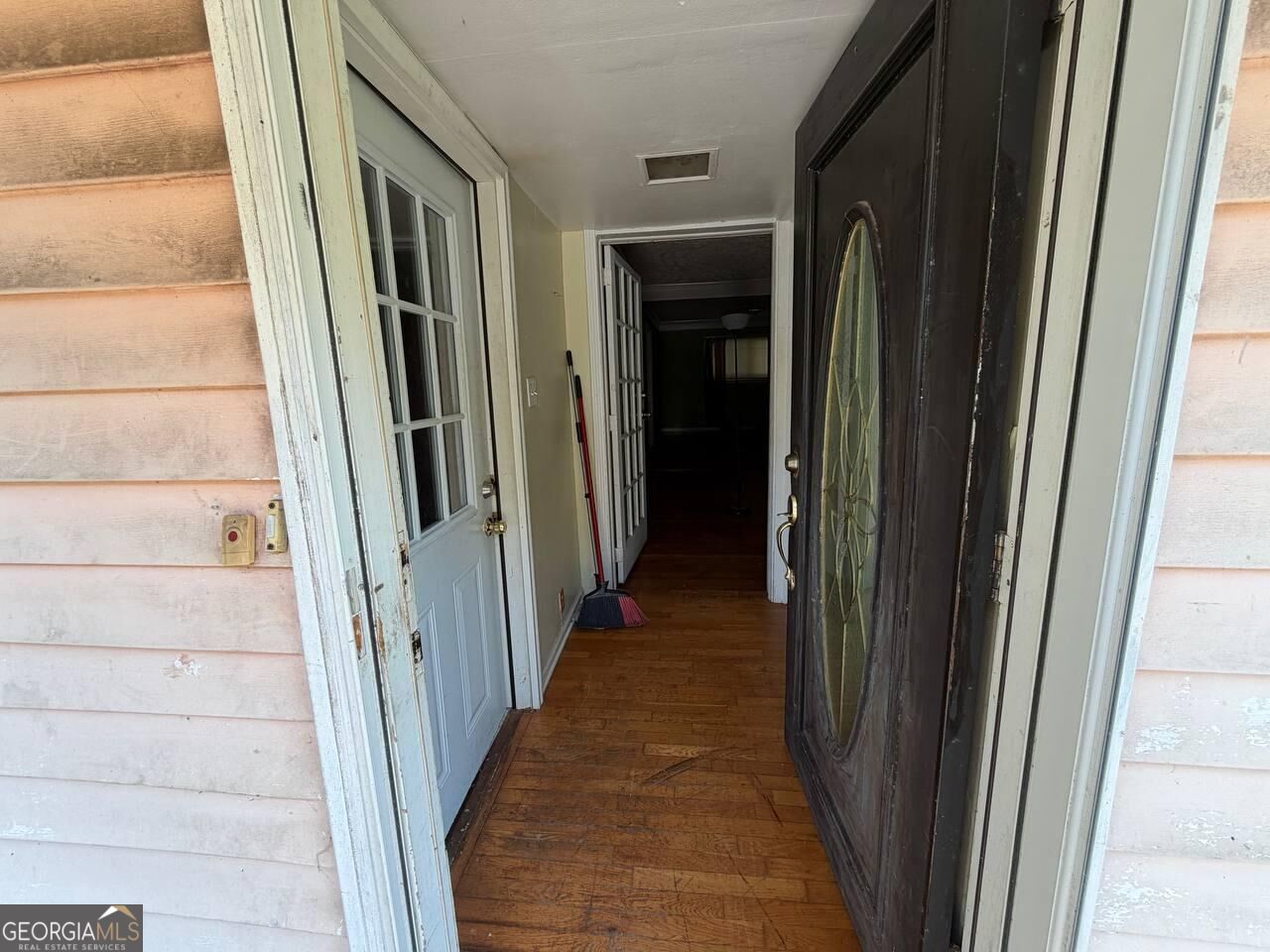 7344 Howard Circle Property Photo 6