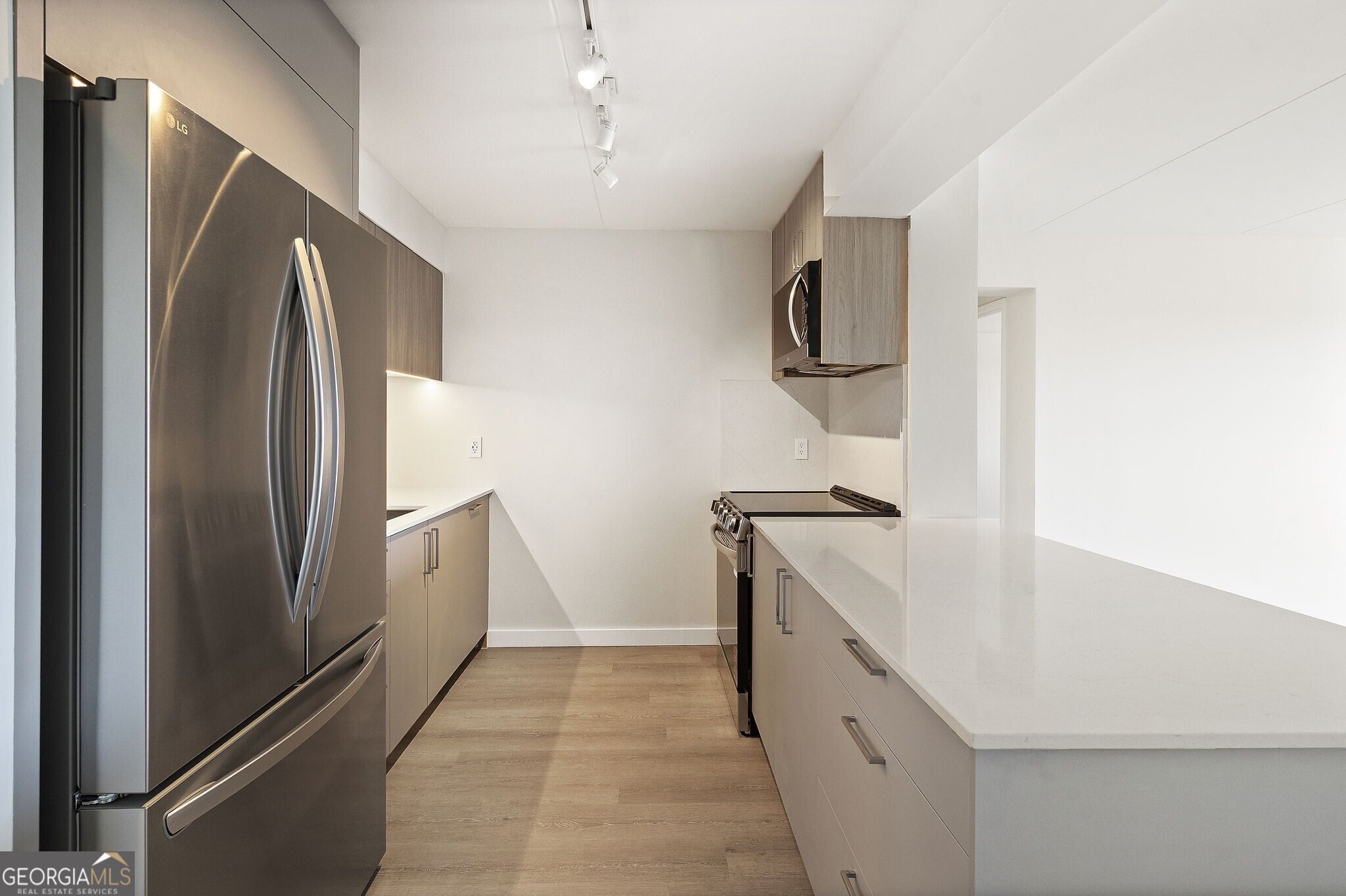 2460 Peachtree Road Ne # 512 Property Photo 4