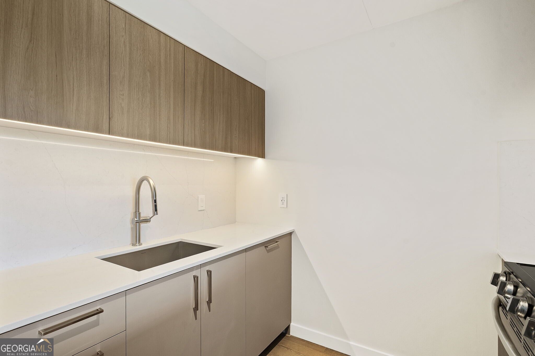 2460 Peachtree Road Ne # 512 Property Photo 5