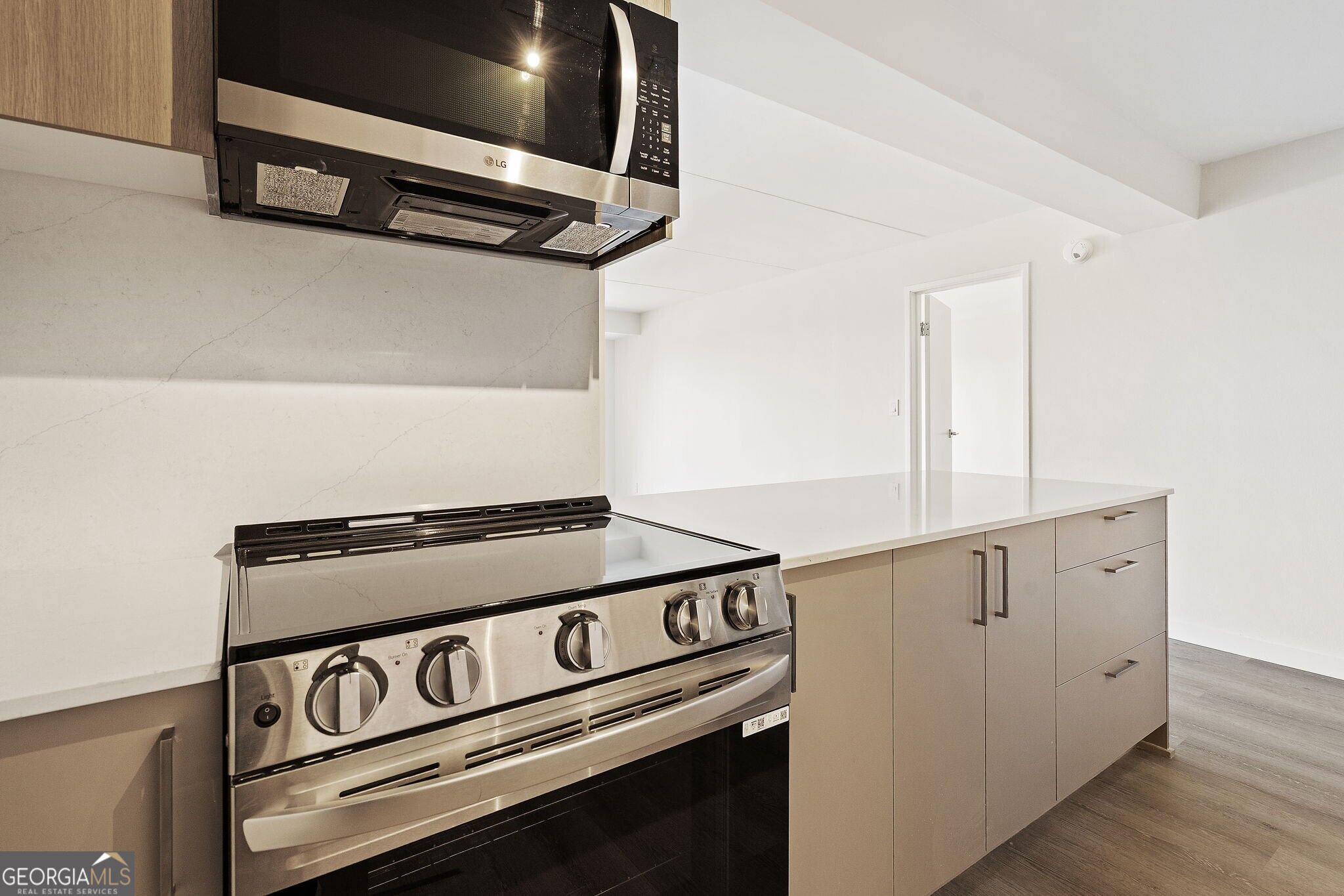 2460 Peachtree Road Ne # 512 Property Photo 6